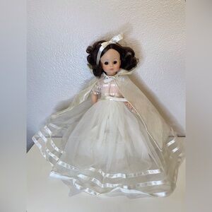 Madame Alexander Vintage Snow‎ White 14" Doll